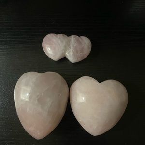 Rose quart heart or double heart